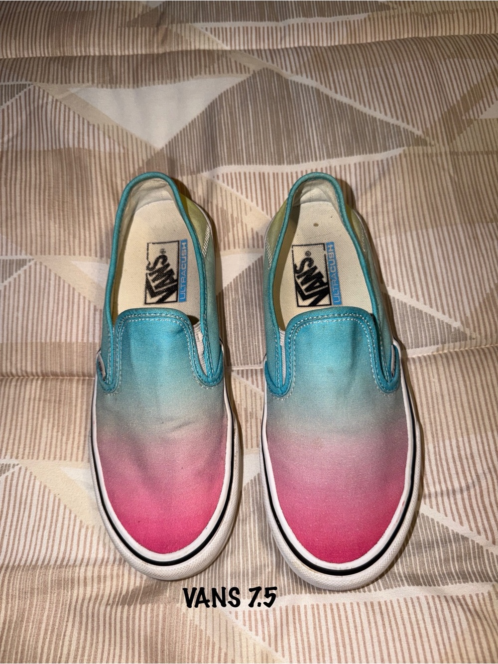 Vans Slip-On Ombre Pink and Blue Canvas Sneakers GUC 7.5